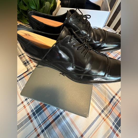 Johnston & Murphy Black Leather Lace up dress shoe 10 1/2 - Picture 5 of 6